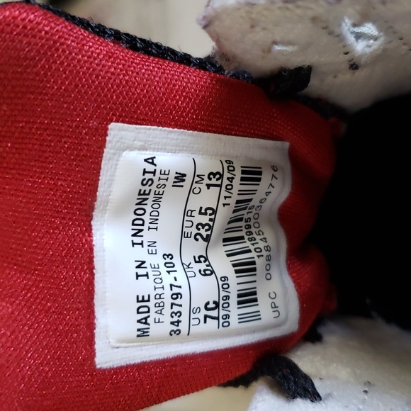 Jordan True Flight Toddler Basketball shoes EUC - Picture 9 of 10